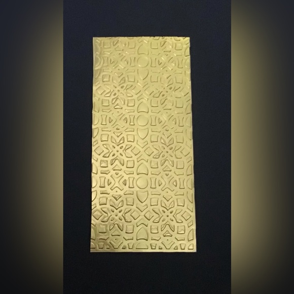 Geometric 3D Embossing Folder for cards, scrapbooking and paper crafting - Picture 3 of 3